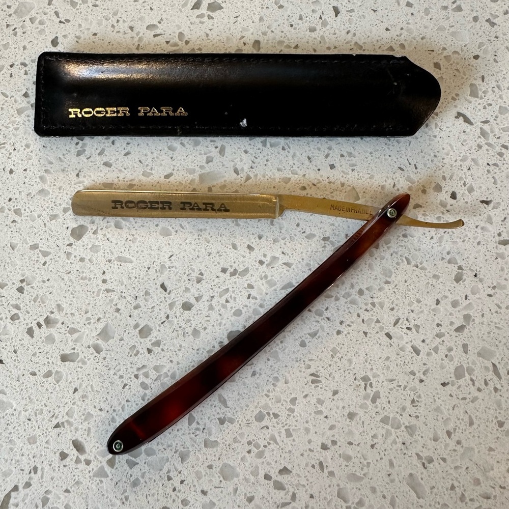 Roger Para Straight Blade Razor